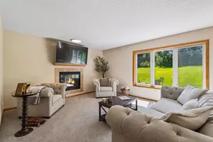 3951 Country Oaks Dr, Chanhassen, MN 55331 - Photo 19