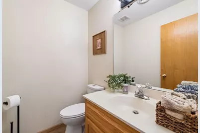 3951 Country Oaks Drive, Chanhassen, MN 55331 - Photo 25