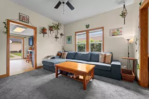 1404 12th Ave NE, Minneapolis, MN 55413 - Photo 3