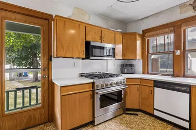 2740 41st Avenue S, Minneapolis, MN 55406 - Photo 9