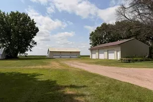 52563 County Rd, Bingham Lake, MN 56118 - Photo 15