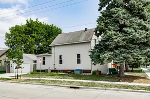 723 6th Ave N, Fargo, ND 58102 - Photo 5