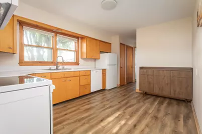 407 Fillmore Street, Alexandria, MN 56308 - Photo 7