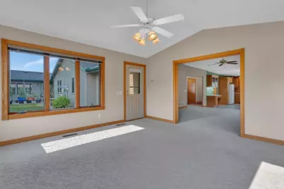 680 West River Dr, New London, MN 56273 - Photo 31