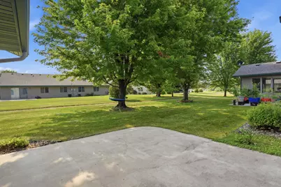 680 West River Dr, New London, MN 56273 - Photo 9