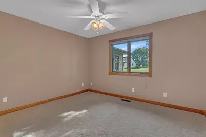 680 West River Dr, New London, MN 56273 - Photo 33