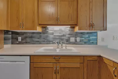805 26th Avenue SW, Willmar, MN 56201 - Photo 13