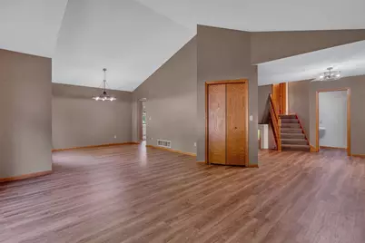 805 26th Avenue SW, Willmar, MN 56201 - Photo 21