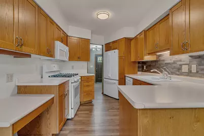 805 26th Avenue SW, Willmar, MN 56201 - Photo 11