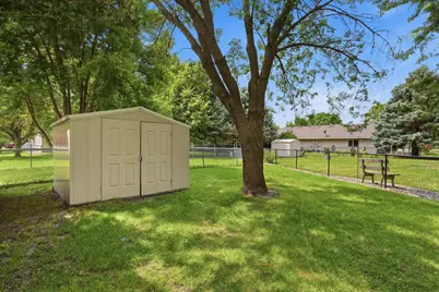 805 26th Avenue SW, Willmar, MN 56201 - Photo 7