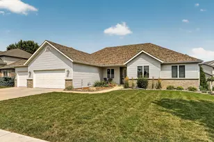 507 9th St NW, Byron, MN 55920 - Photo 1