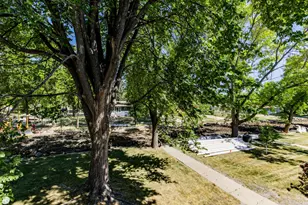 801 23rd Ave S, Moorhead, MN 56560 - Photo 33