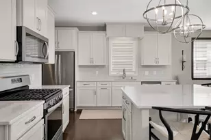 17043 Kerrick Ct, Lakeville, MN 55044 - Photo 11