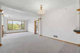 11460 Fairfield Rd W, Minnetonka, MN 55305 - Photo 7
