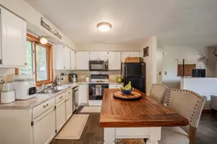 1127 5th St E, Altoona, WI 54720 - Photo 9