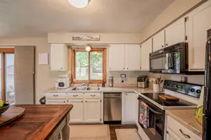 1127 5th St E, Altoona, WI 54720 - Photo 9
