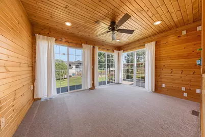 1035 Smith Avenue, Owatonna, MN 55060 - Photo 5