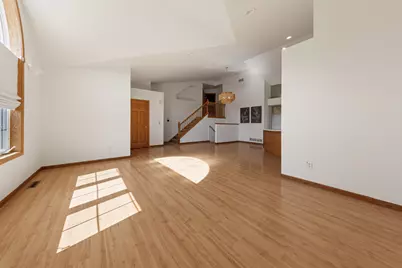 1035 Smith Avenue, Owatonna, MN 55060 - Photo 3