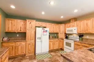 5252 Elmwood Ct NE, Bemidji, MN 56601 - Photo 5