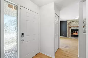 7610 Heritage Rd, Eden Prairie, MN 55346 - Photo 9