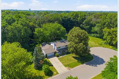 7610 Heritage Road, Eden Prairie, MN 55346 - Photo 77