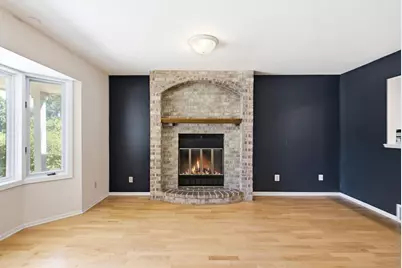 7610 Heritage Road, Eden Prairie, MN 55346 - Photo 7