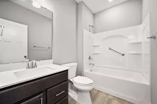 8388 Yearling Dr, Woodbury, MN 55129 - Photo 17
