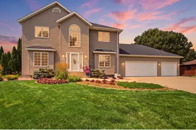 1602 15th Street SW, Willmar, MN 56201 - Photo 1