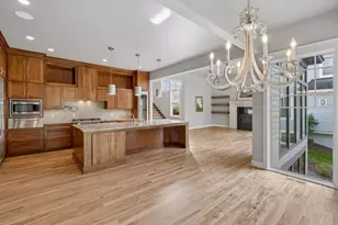 2224 Portico Grn, Wayzata, MN 55391 - Photo 3