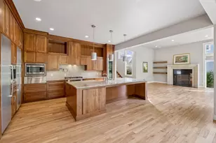 2224 Portico Grn, Wayzata, MN 55391 - Photo 13