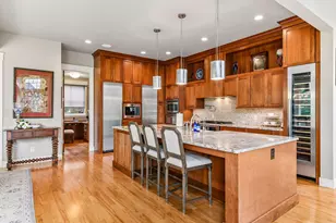 2224 Portico Grn, Wayzata, MN 55391 - Photo 5