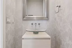 2224 Portico Grn, Wayzata, MN 55391 - Photo 17