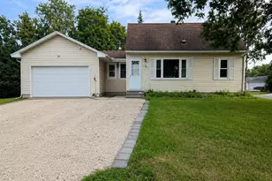 38 Circle Dr, Circle Pines, MN 55014 - Photo 1