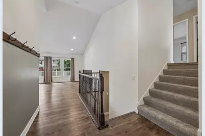 3460 Commonwealth Avenue, Woodbury, MN 55125 - Photo 17