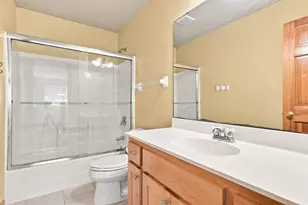 655 Lexie Ct, Eagan, MN 55123 - Photo 23