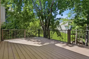 655 Lexie Ct, Eagan, MN 55123 - Photo 33