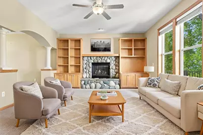 655 Lexie Court, Eagan, MN 55123 - Photo 7