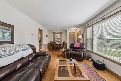 2245 Highland Parkway, Saint Paul, MN 55116 - Photo 3