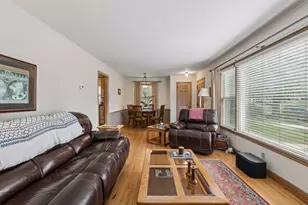 2245 Highland Pkwy, Saint Paul, MN 55116 - Photo 3