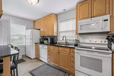 2245 Highland Parkway, Saint Paul, MN 55116 - Photo 9