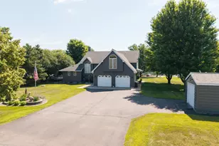 12 Lake Shetek Dr, Slayton, MN 56172 - Photo 3