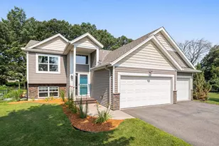 1617 129th Ave NE, Blaine, MN 55449 - Photo 3
