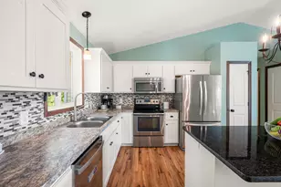 1617 129th Ave NE, Blaine, MN 55449 - Photo 9