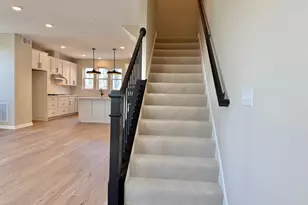 838 Woodlawn Ave, Saint Paul, MN 55116 - Photo 15