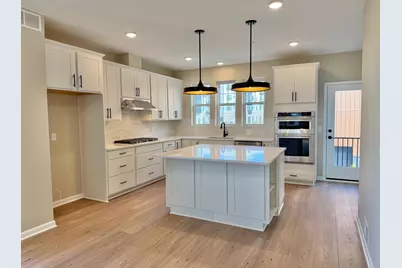 838 Woodlawn Avenue, Saint Paul, MN 55116 - Photo 9