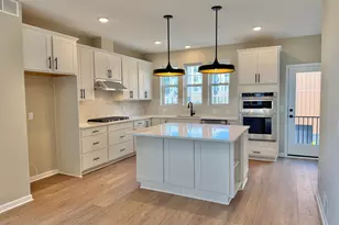 838 Woodlawn Ave, Saint Paul, MN 55116 - Photo 9