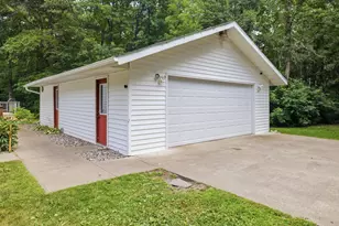 10878 Brent Dr, Brainerd, MN 56401 - Photo 3