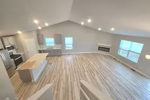 17468 Dulles Ln, Lakeville, MN 55044 - Photo 3
