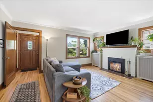 1353 Schletti St, Saint Paul, MN 55117 - Photo 3