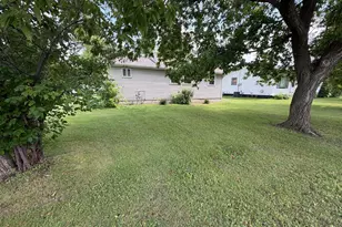 200 5th St SE, Roseau, MN 56751 - Photo 13